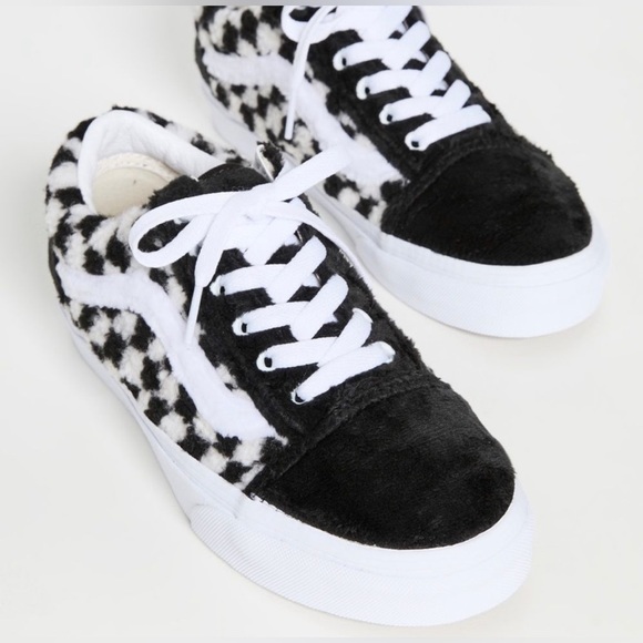 NWT VANS checkerboard sneakers - Picture 3 of 11